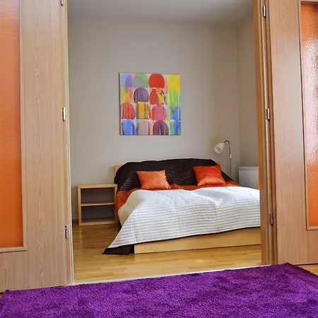 Apartment Orange *